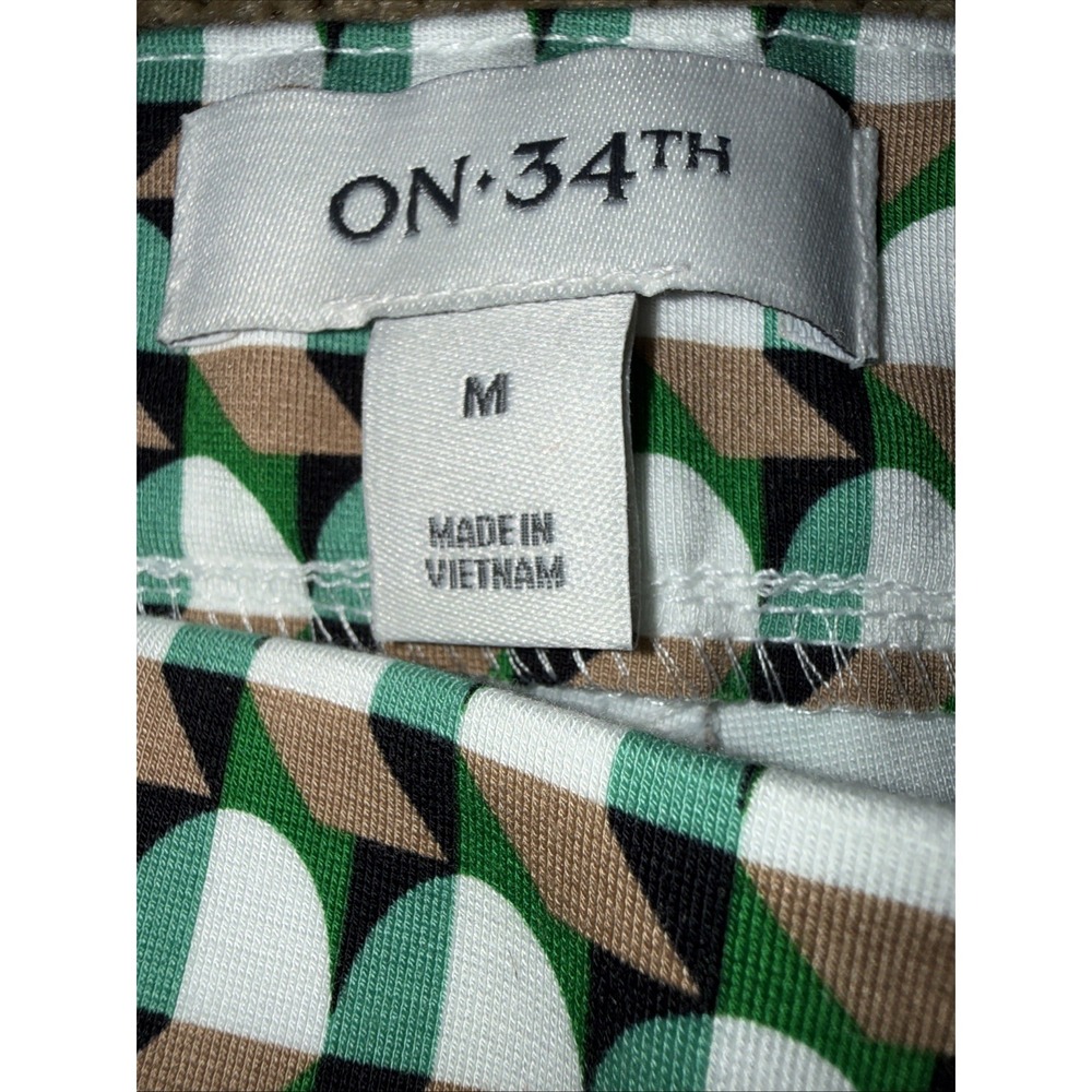 On 34th Women's M Pull On Stretch Ankle Pants Multi Geometric Retro Colorful EUC - Picture 3 of 10